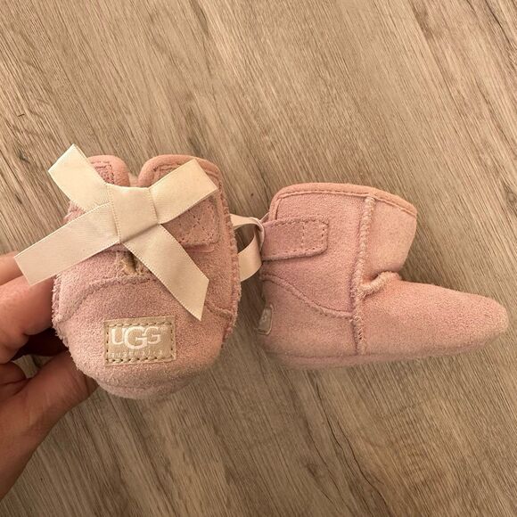 Ugg Boots Jesse Bow Boots Baby Pink Suede White Ribbon Bow Infants Size 0/1 - Picture 3 of 12
